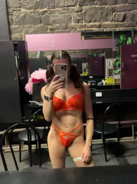 Orange is quickly becoming my favorite color