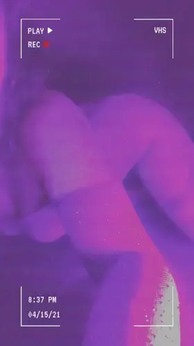 Come livestream with me, I'm eager for your special request 😘