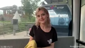 Cutie did quick blow-job in public funitel