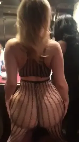 Jiggly stripper bimbo