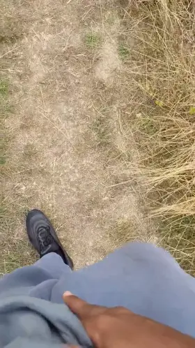 Need my cock grabbed 😩