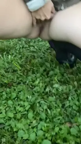 As requested, pissing as (f)ar as I could get my stream to go 😊.