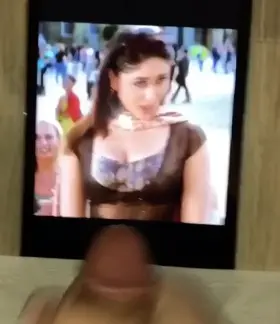 Lets make n swap jerking tributes to Celebs while we pump, HMU! Ache se hilate hai!