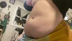 Cute round tummy + perky lil titties 😋