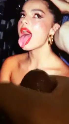 addison rae cum tribute add me on discord to talk if you want Agoraphobic#7578