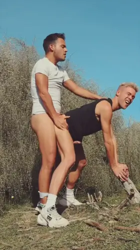 This alpha man pulled me into the bushes to give me a good fuck and I enjoyed it