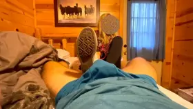 When she whispers to you on your hike that she didn’t wear socks with her converse and can’t wait to rub her sweaty feet on your cock later 😍