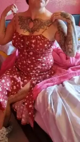 do u like my dress? (reveal)