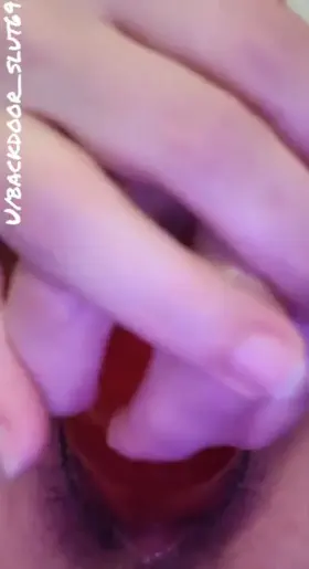 I like my toys thicc and long (F)