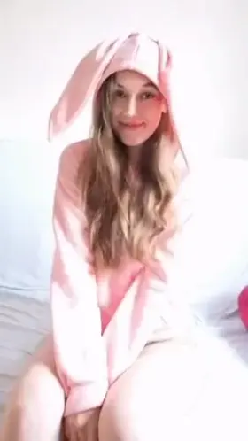 Everybody needs some-Bunny