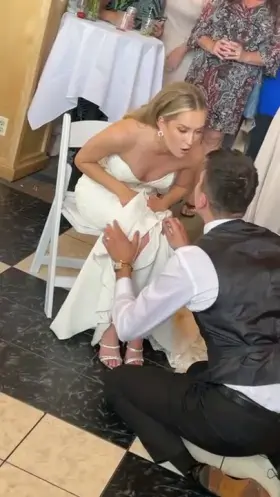 Cute Bride ... forgot the garter 😂