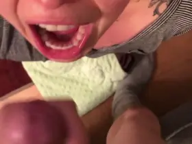I love cumming in her mouth [OC]