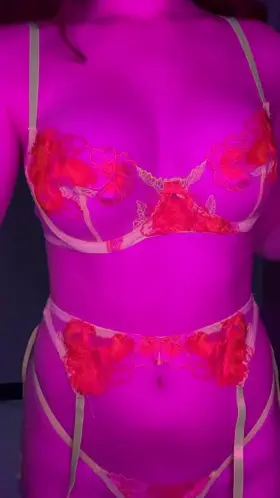 Bouncing in the dark