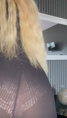 If even 4 guys would smash me, I´ll celebrate and fuck myself 💕