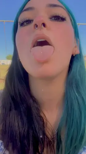 You guys were so sweet to me here, have a gif this time ;)