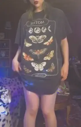 My new favorite shirt 🖤 The bigger the better lol ;)