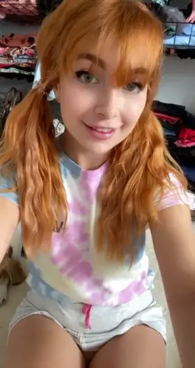 I’m just a little ginger teen hoping to brighten up your week 🥺