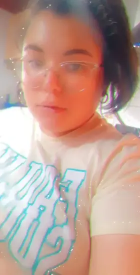 You want to play with me?? 😘😘