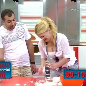 Ben Bilmem Eşim Bilir