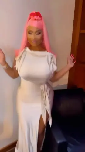 Is it just me or is Nicki's twerking kinda bad? Looks like she's struggling a bit