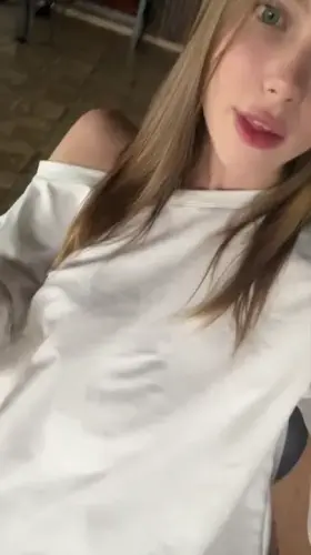 Any guys into blue eyed chicks with sweet tits