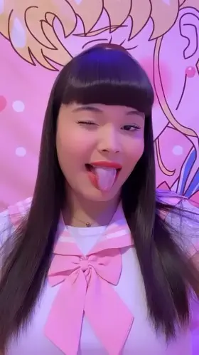 got my femboi uniform on😜