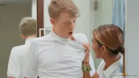 coach Peepers Lends A Hand'