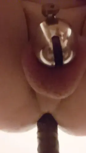 Need a black king to own my sissy pussy 😏