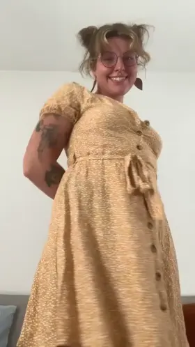 I love showing off my....glasses 🙊🙈