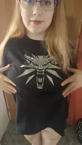 I bet i would fuck you in a gwent game ♥