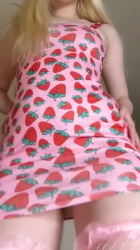 Do you like looking up my short dress?