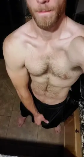 Kiss the cook (hard to tell but im in my kitchen)