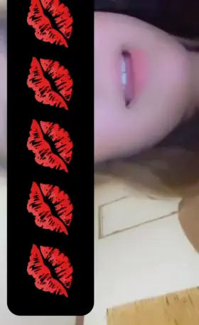 When your boyfriend lives long distance so you have to use your imagination 😈💋