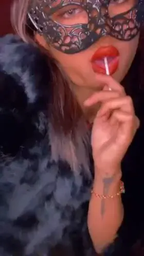 Just a horny college girl who wants to show you a naughty side :)