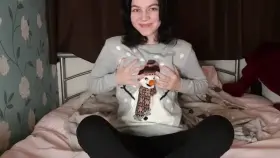 Here's what's under my Christmas jumper [f]