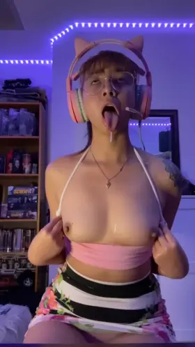 Just need a dick in my mouth