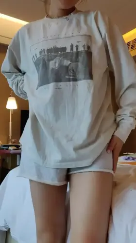 I can be your cute college gf👉👈