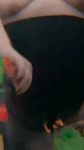 my legs are soo heavy, can i put them on your shoulders?