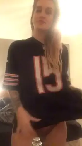 Message me for more 🍑