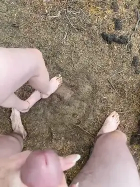 Nude hike handjob cumshot!