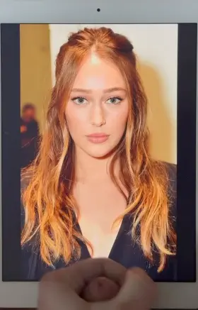 Big load for the beauty Alycia Debnam-Carey! I hope that more people will cover her