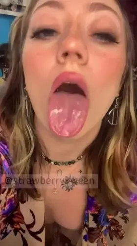 fill my tongue up