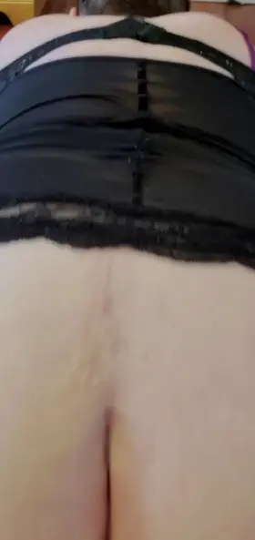 I love pushing back on a thick one 😍 hope you don't mind a tiny mess 😜 [OC]