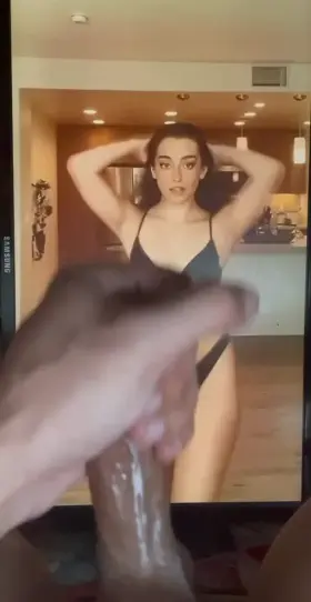 Slayeas cumtribute