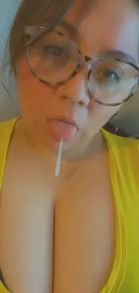 What word would you use to describe this Latina teacher?