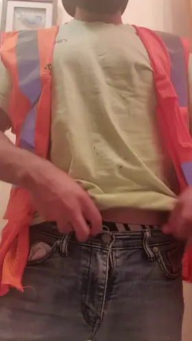 [39] still dirty from work, hope you dont mind