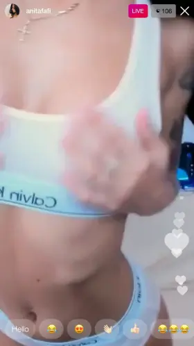 IG LIVE If you stopped scrolling, She loves you x👅