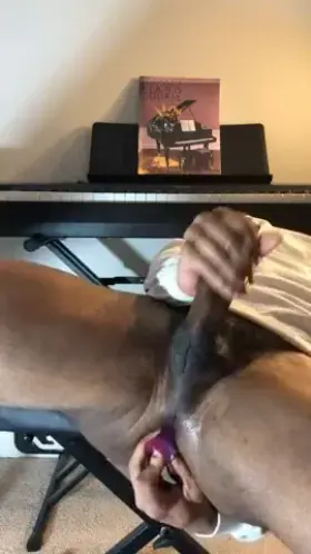 Legs shaking while I cum