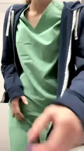 I’m just a little nurse ☺️😜