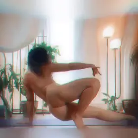 My favourite yoga pose for a ripped back and build glutes